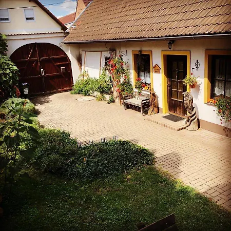 Ferienhaus Karin *