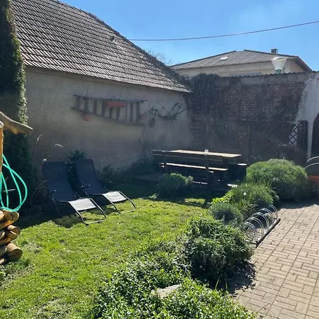 Karin * Schonabrunn